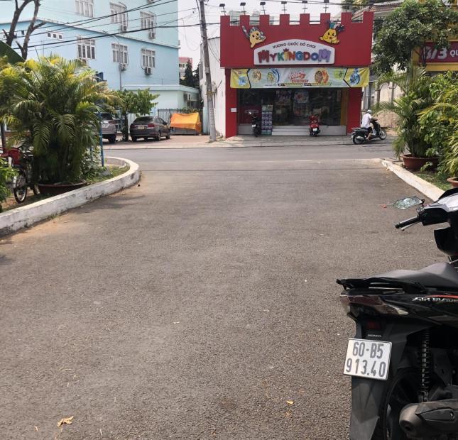 Bán đất ngay chợ thủ đức