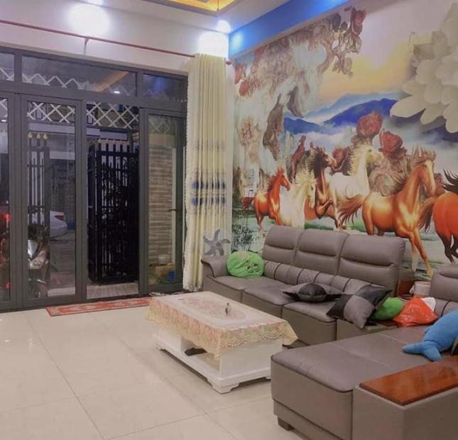 Bán căn nhà Hẻm xe hơi ở Sư Vạn Hạnh, Q10, Giá chỉ 7 tỉ