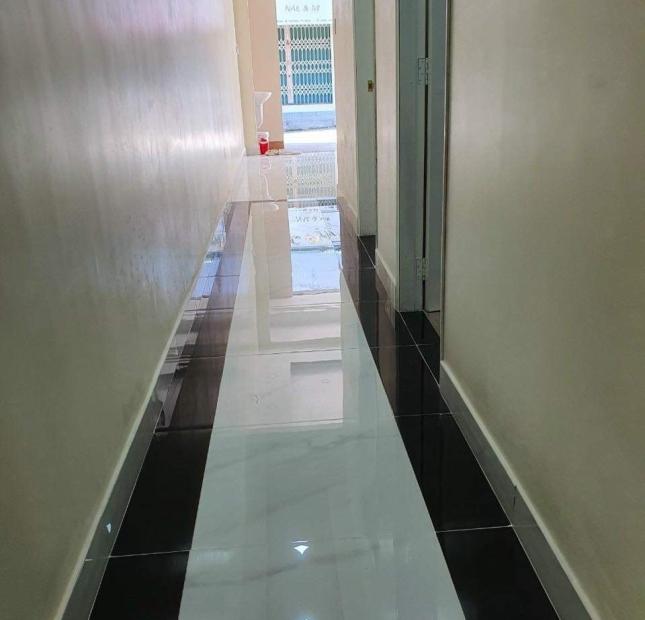 Bán nhà hẻm ô tô 70m2, Linh Xuân Thủ Đức ngay KCN chỉ hơn 4 tỷ 