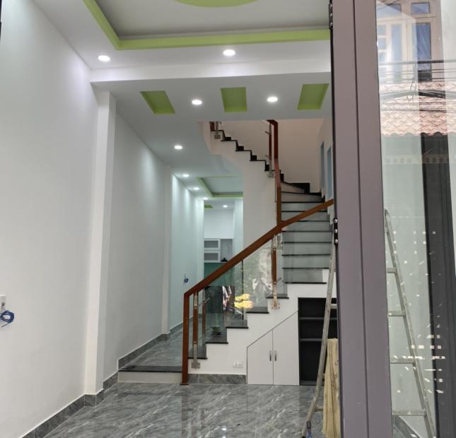 Cần bán nhà mới full nội thất, Hồ Thị Kỷ P.1, Q.10 (3,2x15m) 3 tầng, giá 8,5 tỷ TL
