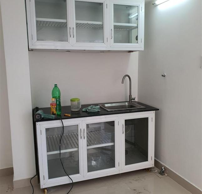 Phan Đăng Lưu Phòng master 1 khách bếp 1 phòng ngủ giá 6 tr