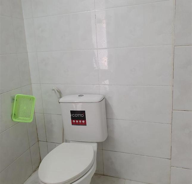Phan Đăng Lưu Phòng master 1 khách bếp 1 phòng ngủ giá 6 tr
