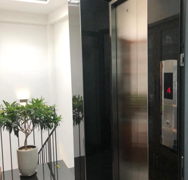 Bán gấp MTKD sầm uất Hòa Hảo, Q10, sổ A4, 6 tầng thang máy, full nội thất, 50m2, 12.9 tỷ 