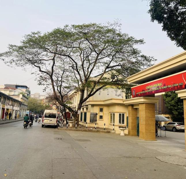 💥 Nhà Mặt phố Dương Quảng Hàm, 105m2 3T MT 4.5m, Sổ A4, Giá đầu tư 18.9 Tỷ 💥