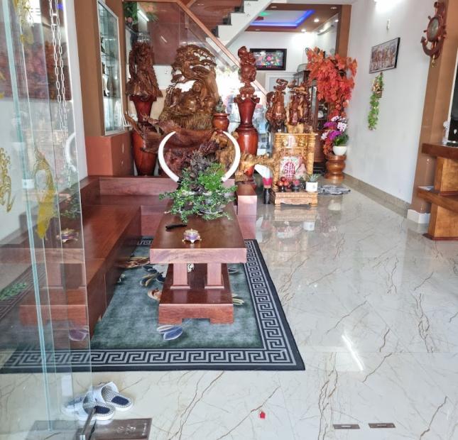 GIảm sâu Bán gấp nhà 3 tầng phố Thái Thị Bôi,chủ bán nhanh,giá rẻ, 0913331224