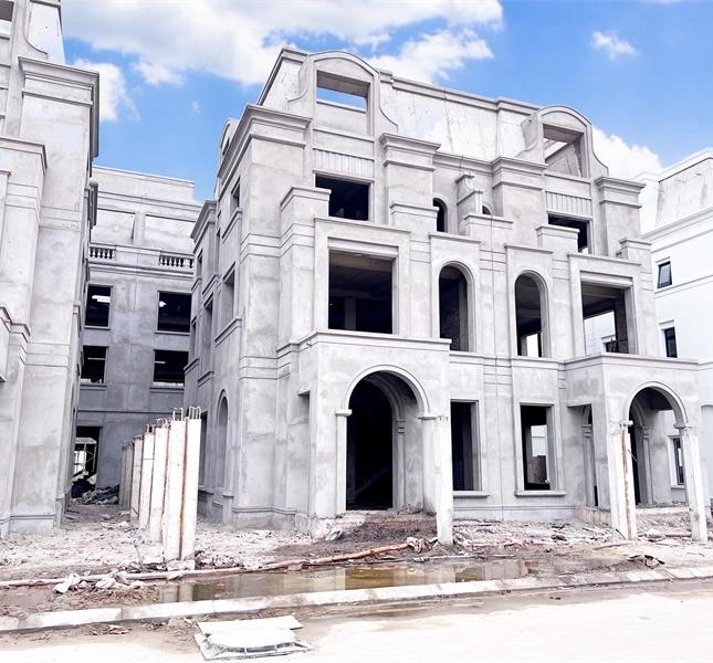 Biệt thự song lập 162m,xây thô 3.5 tầng,tặng gói NT 390tr,CK thêm 333tr cho khách TTS 95%,giá chỉ
