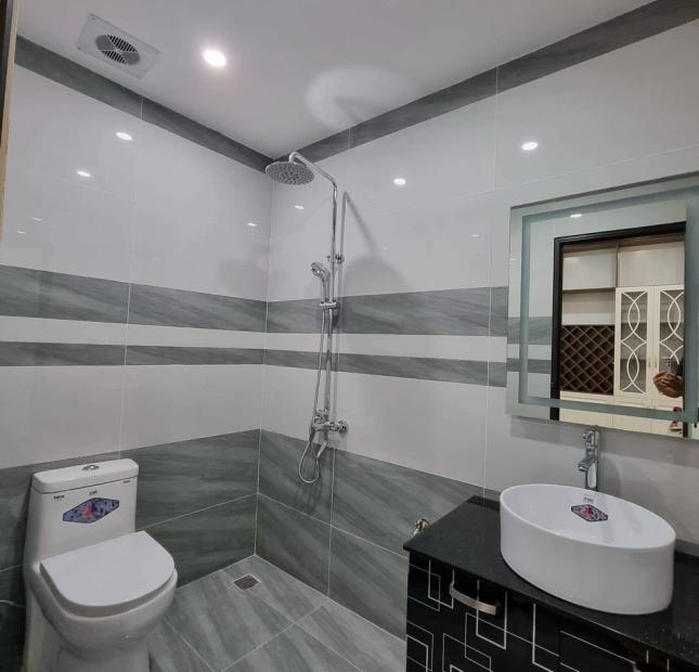 Bán nhà Mặt phố Mễ Trì 85m2, 5 tầng, Lô góc, Kinh doanh, Sổ đẹp, Gía 15 tỷ