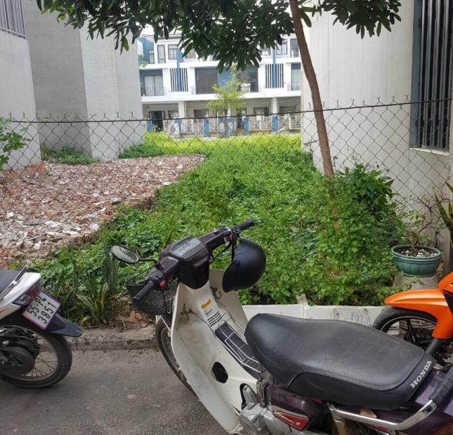  Bán đất đường cây keo , tam phú , dt 64m2 , giá 4.6 tỷ