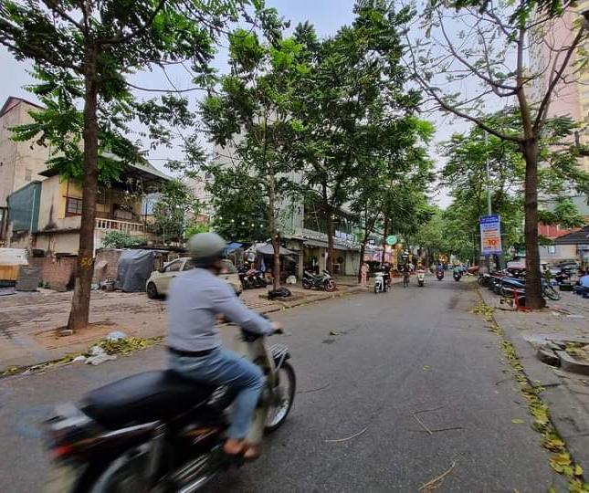 Bán 242M đất mặt phố nguyễn văn tuyết đống đa