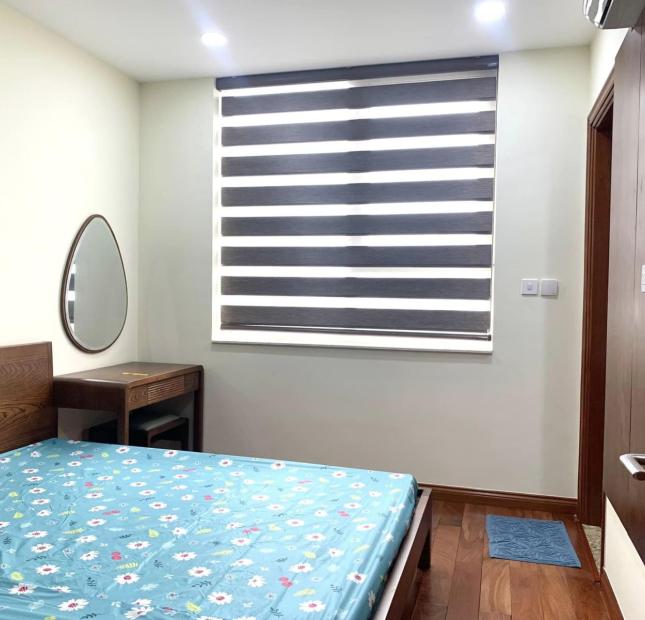Bán chung cư Nam Trung Yên, Cầu Giấy, 93.8 m2, lô góc, view đẹp, tặng nội thất tiền tỷ, 5.1tỷ 