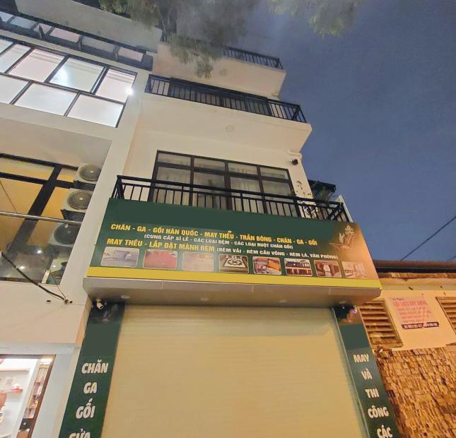 Bán nhà Hoàng Hoa Thám Gara oto, dừng đỗ, kinh doanh, view đẹp thoáng. 35m2x4T Giá: 7,1 tỷ