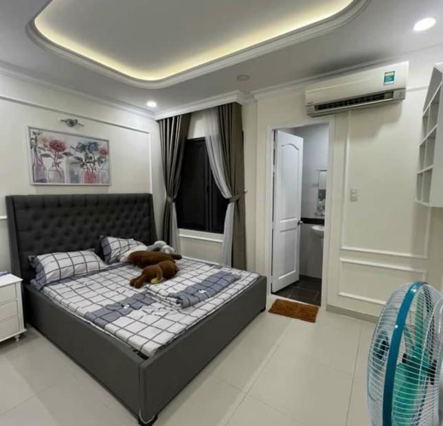 Bán nhà ở Ba Tháng Hai Q10 Giá 13 tỷ (86m2, 4 tầng 8 phòng)