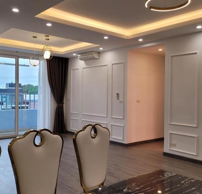 Bán căn hộ chung cư cư cao cấp Lạc Long Quân, 75m, giá 3 tỷ 75, nhà đẹp ở luôn.