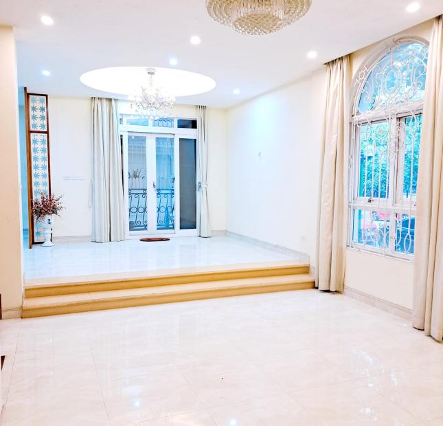 Bán Biệt Thự Villa Huyndai Hà Đông 180m2 3 tầng Mặt tiền 25m - nhỉnh: 30 tỷ (CTL) 0969568293