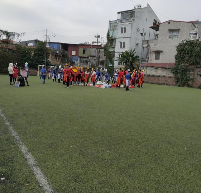 SANG NHƯỢNG SÂN BÓNG QUÂN ĐỘI HOÀNG MAI (SÂN LÒ GẠCH)