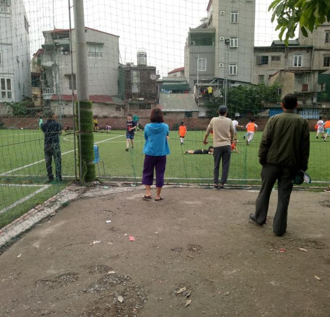 SANG NHƯỢNG SÂN BÓNG QUÂN ĐỘI HOÀNG MAI (SÂN LÒ GẠCH)