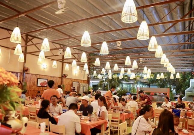 Cho thuê mặt bằng kinh doanh phố Nguyễn Văn Tuyết phù hợp làm caffe nhà hàng 258m2 MT 10m2