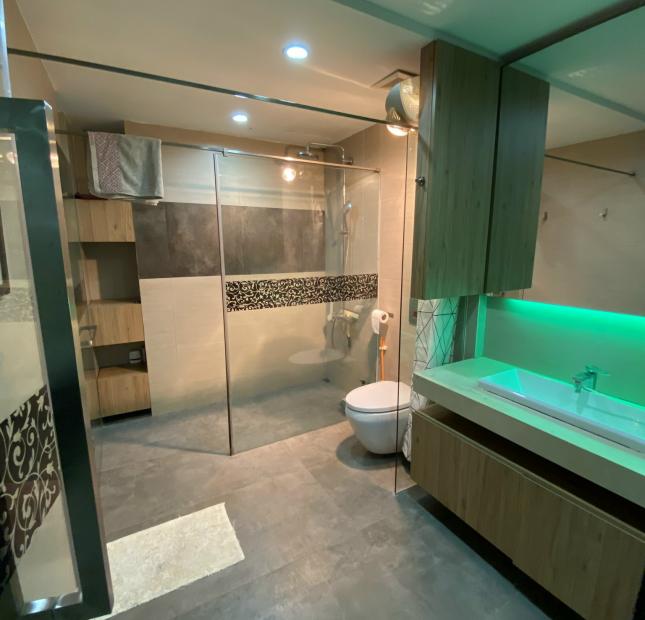 Bán căn hộ chug cư P3 Phương Liệt-174 Giải Phóng, 104m2, 2PN, 2WC đủ nội thất. Giá 3,4 tỷ