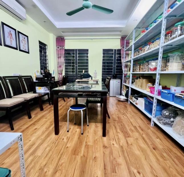 Bán nhà đẹp ở luôn Phạm Ngọc Thạch, 50m2 x 5T, nhỉnh 5 tỷ Ô TÔ lh 0966037496