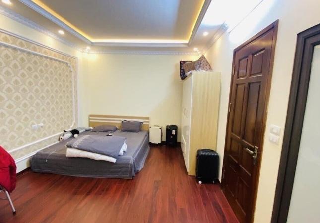 Bán nhà Phạm Ngọc Thạch, 40m2 x 6T, nhỉnh 4 tỷ Ô TÔ tránh, lh 0966037496