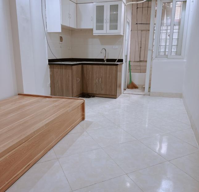 Cần bán gấp Chung cư mini Chùa Láng, căn studio 27m2, full đồ, nhận nhà ở ngay 