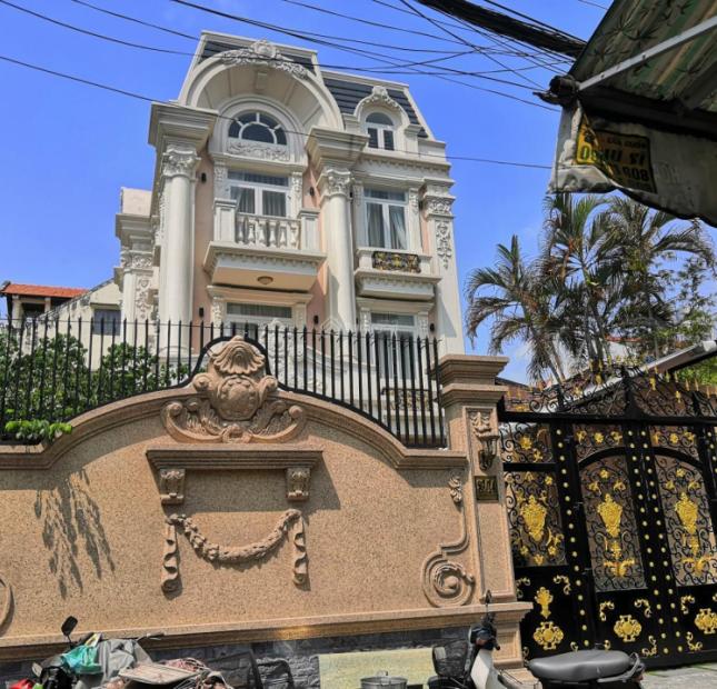 Bán nhà cũ đg Nguyễn Gia Thiều, P6, Q3. 20x24m 1 Lầu Giá: 180 tỷ