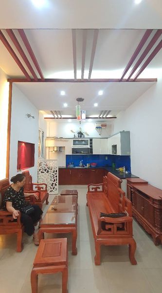 VỈA HÈ, GARA, PHỐ NGUYỄN XIỂN 55M2 MT4M GIÁ 10.5 TỶ