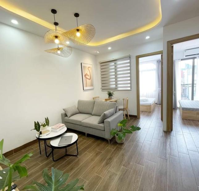 Chính chủ cần bán căn CCMN giải Phóng Có sân rộng 50m2 giá 860tr, ở ngay