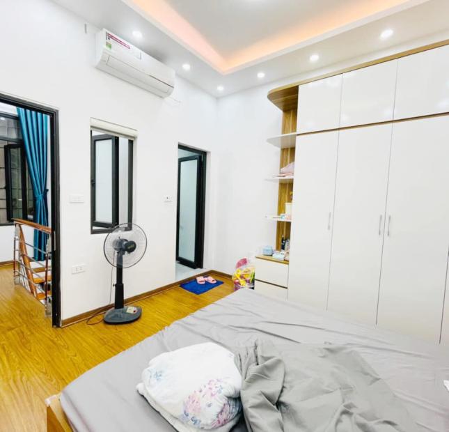 THÁI HÀ SIÊU HIẾM 24M 2TY95 NHÀ ĐẸP Ở NHÀ 10M RA PHỐ