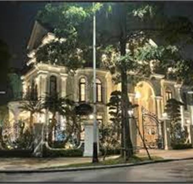 Bán biệt thự Thành Phố Giao Lưu, DT 280m2 xây 3,5 tầng, căn góc 3 mặt tiền