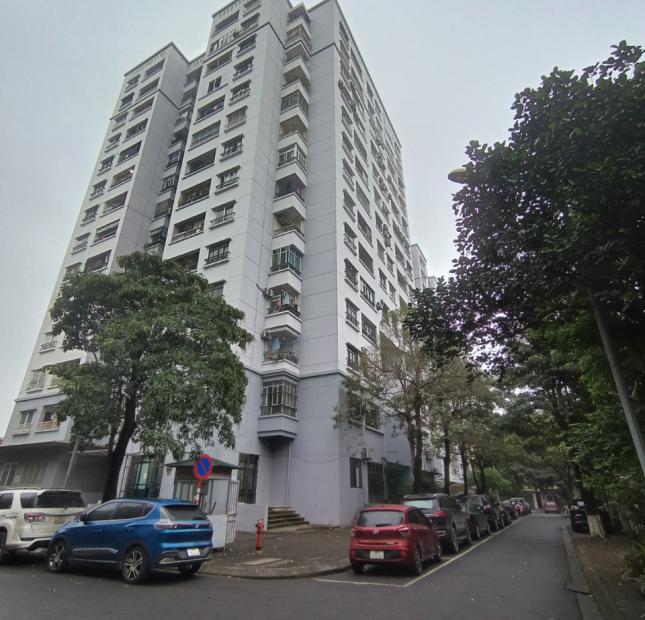 Bán chung cư Thanh Xuân, 54 Hạ Đình, nhà đẹp, 2 ban công. Giá 1.8 tỷ