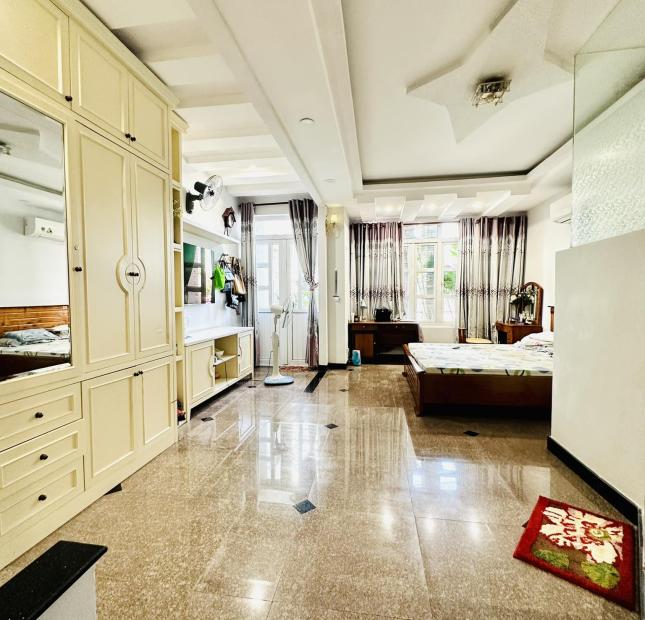 Bán nhà hẻm 12m thông Lý Thường Kiệt-4PN cạnh chung cư-kinh doanh tốt