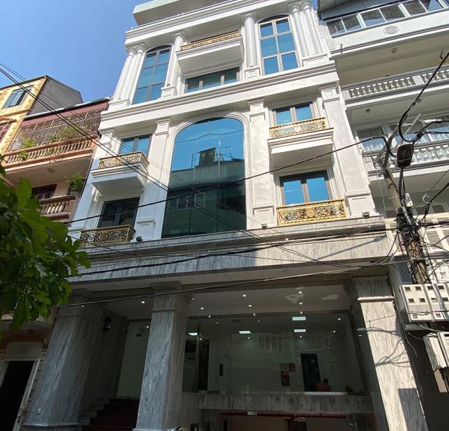 Chính chủ bán gấp tòa nhà văn phòng - Kết hợp nhà ở mặt vườn hoa Khu Đô Thị Yên Hòa giá +39 tỷ