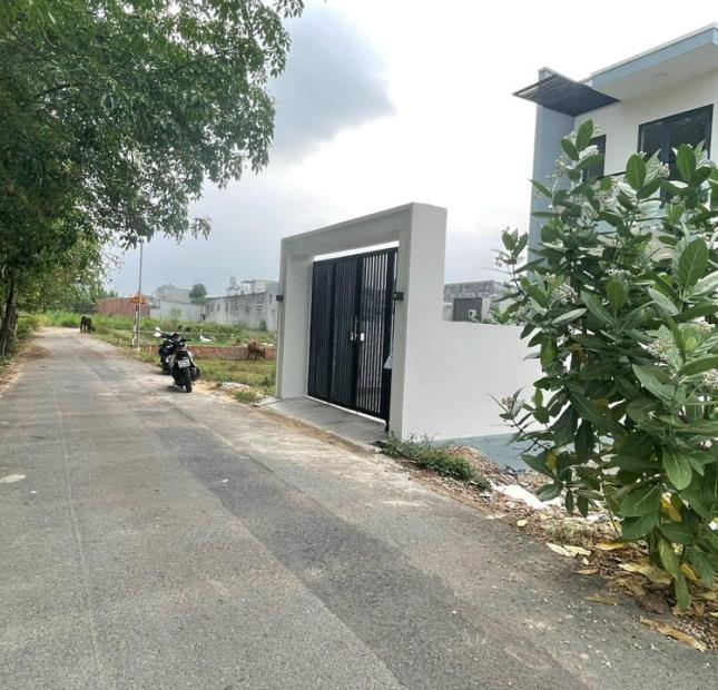 nhà đẹp giá rẻ tại hòa lợi xã bến cát bình dương 