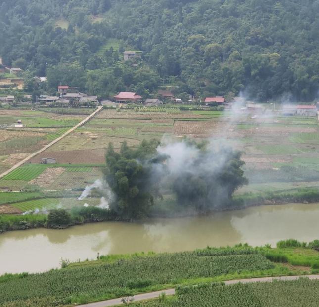 Đất nền Hà Giang giá rẻ. Bán gần 1000m2 view sông Miện