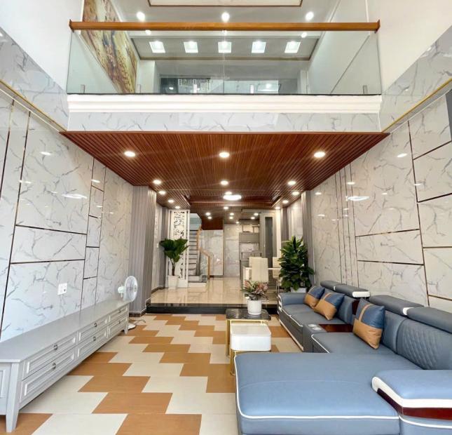 Bán nhà khu vip Vạn Phát Hưng, Quận 7, nhà 3 lầu, 4pn, 5wc, giá 8,5 tỷ.