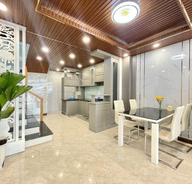 Bán nhà khu vip Vạn Phát Hưng, Quận 7, nhà 3 lầu, 4pn, 5wc, giá 8,5 tỷ.