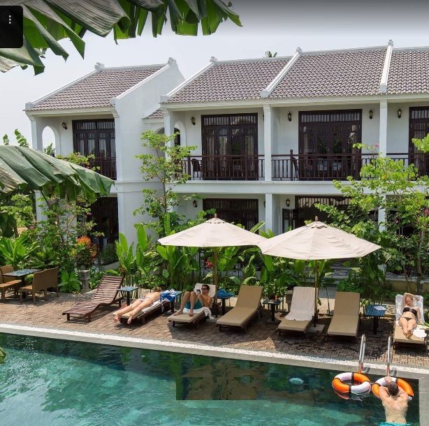Village nghỉ dưỡng Hội An 5100m2, 14 phòng đang KD