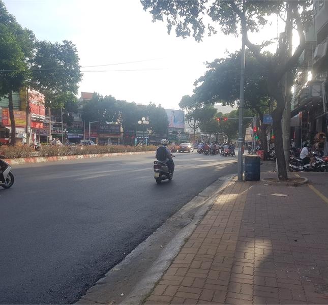 Cho thuê mặt bằng tòa nhà 180m2 đường 30/4 Ngã Tư Giếng Nước, TPVT