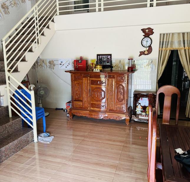 CHÍNH CHỦ BÁN NHANH CĂN NHÀ Vị Trí Đắc Địa Tại Huyện An Phú, An Giang - Giá Đầu Tư