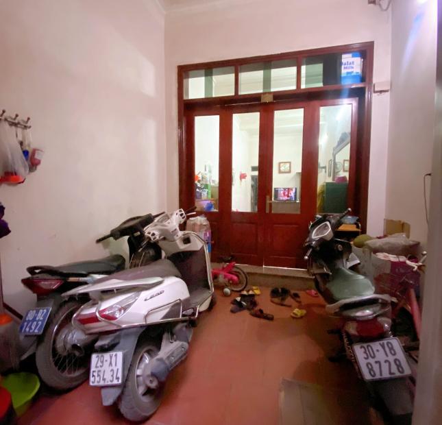 Siêu hiếm bàn nhà Vạn Phúc, Hà Đông ô tô 16 chỗ qua kinh doanh 50m 3 tầng giá chỉ 5.8 tỷ. 0962780005