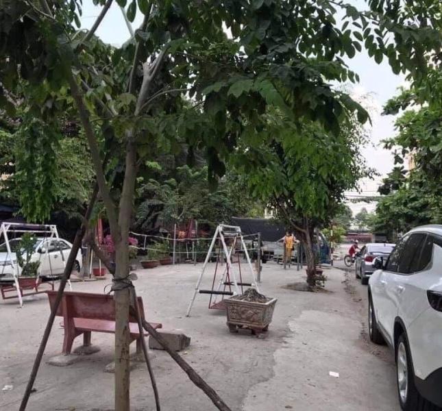 Nhà Liên Khu 4-5 Diện Tích Lớn 5x27, 1T 1L, Chia Sẵn 2 Căn, Kinh Doanh Tốt, Chỉ 6 Tỷ