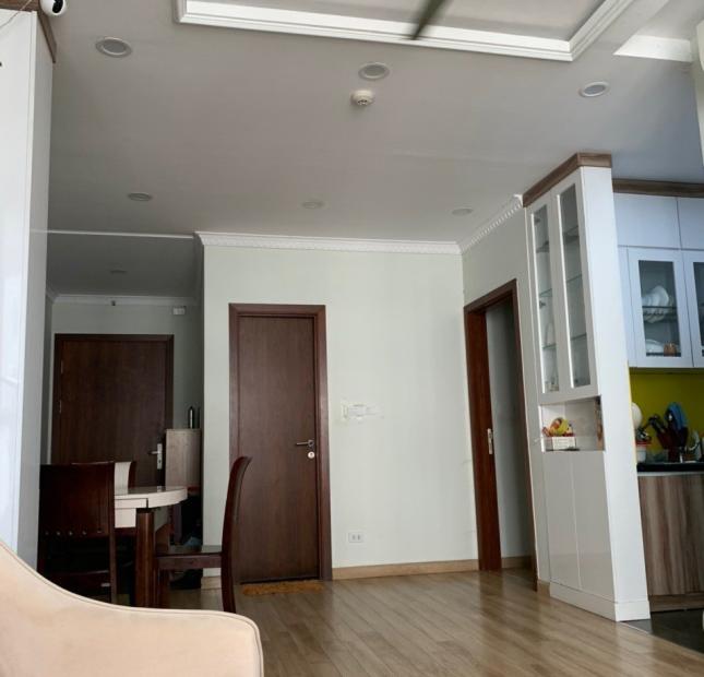 Chỉ việc đến ở! Cần bán gấp căn hộ đẹp Eco Lake View 67.5m2, 2PN 2WC, có logia, full nội thất đẹp
