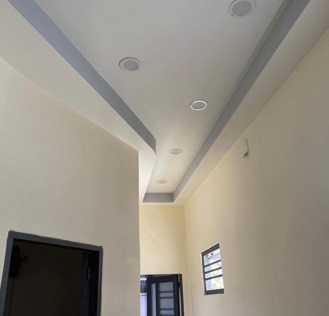 CHỈ 4.4 TỶ, 72M2, 2 TẦNG, BTCT QUẬN 12, XE HƠI NGỦ TRONG NHÀ, NHÀ MỚI Ở NGAY 