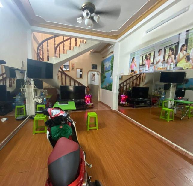 Bán Nhà hai XH né nhau Lê Đức Thọ P16 Quận Gò Vấp 70M 3tầng Giá 7tỷ6TL