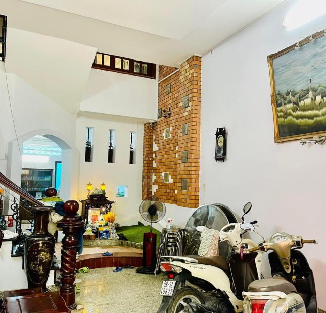 Bán Nhà hẻm ô tô 10m Nhà 5 Tấm (5x20m) 4Phòng Ngủ Tolet Riêng View Sông Gần Vicom Nguyễn Xí