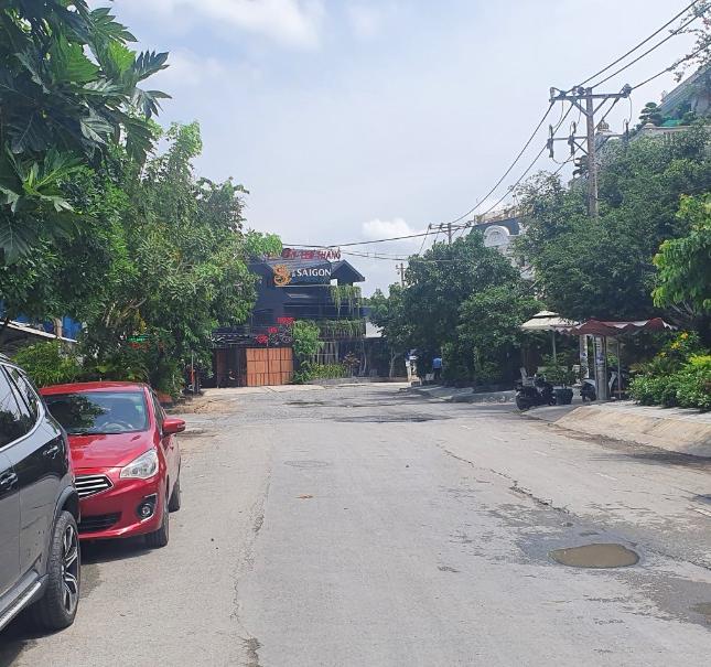 Bán nhà đẹp có HẦM 5x20 CN 100m2 đường Bình Lợi p13 Bình Thạnh giá chỉ 140tr/m2