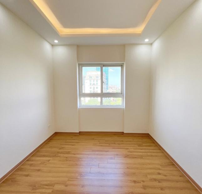 CẦN BÁN CĂN HỘ CCCC 137 NGUYỄN NGỌC VŨ CẦU GIẤY 77m2 TẦNG 7 GIÁ 3.1 TỶ.