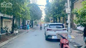 Chính chủ bán nhà phân lô Đỗ Nhuận 120m2, mặt tiền 9m giá 24,6 tỷ