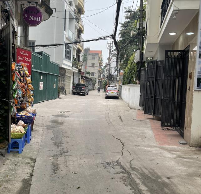 NHÀ ĐẸP NGỌC THỤY HÀNG XÓM KHẢI SƠN - NGÕ THÔNG - Ô TÔ VÀO NHÀ - AN SINH ĐỈNH